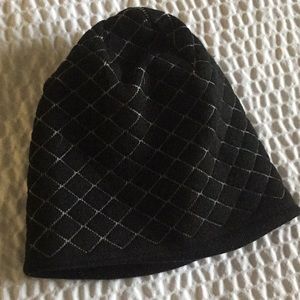 Pugs black warm beanie